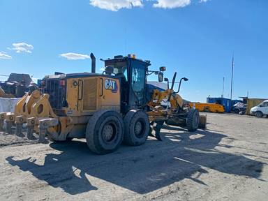 CATERPILLAR 150 AWD