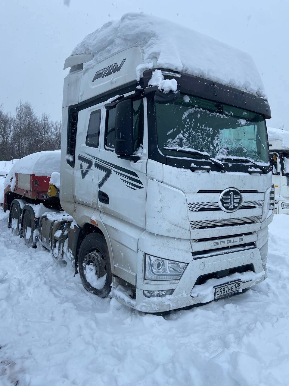 FAW CA4250P77K25T1E5 6x4,  126 776 км, 2024 года в лизинг