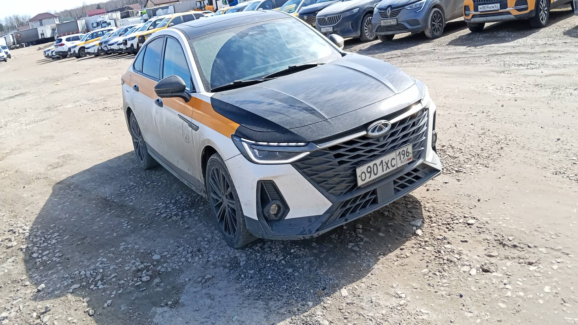 Chery Arrizo 8