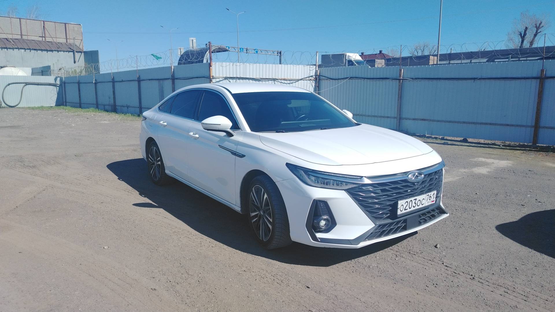 Chery Arrizo 8