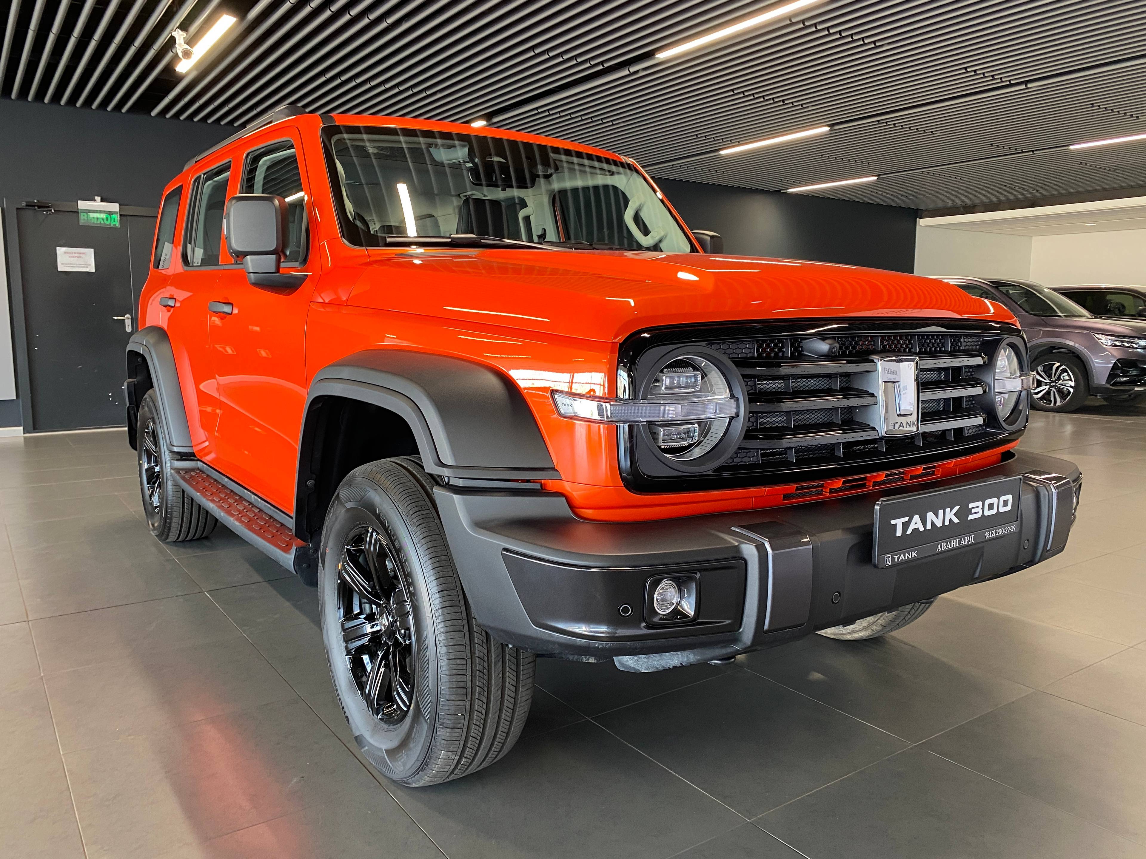Tank 300 City Adventure 2.0 8AT 4WD