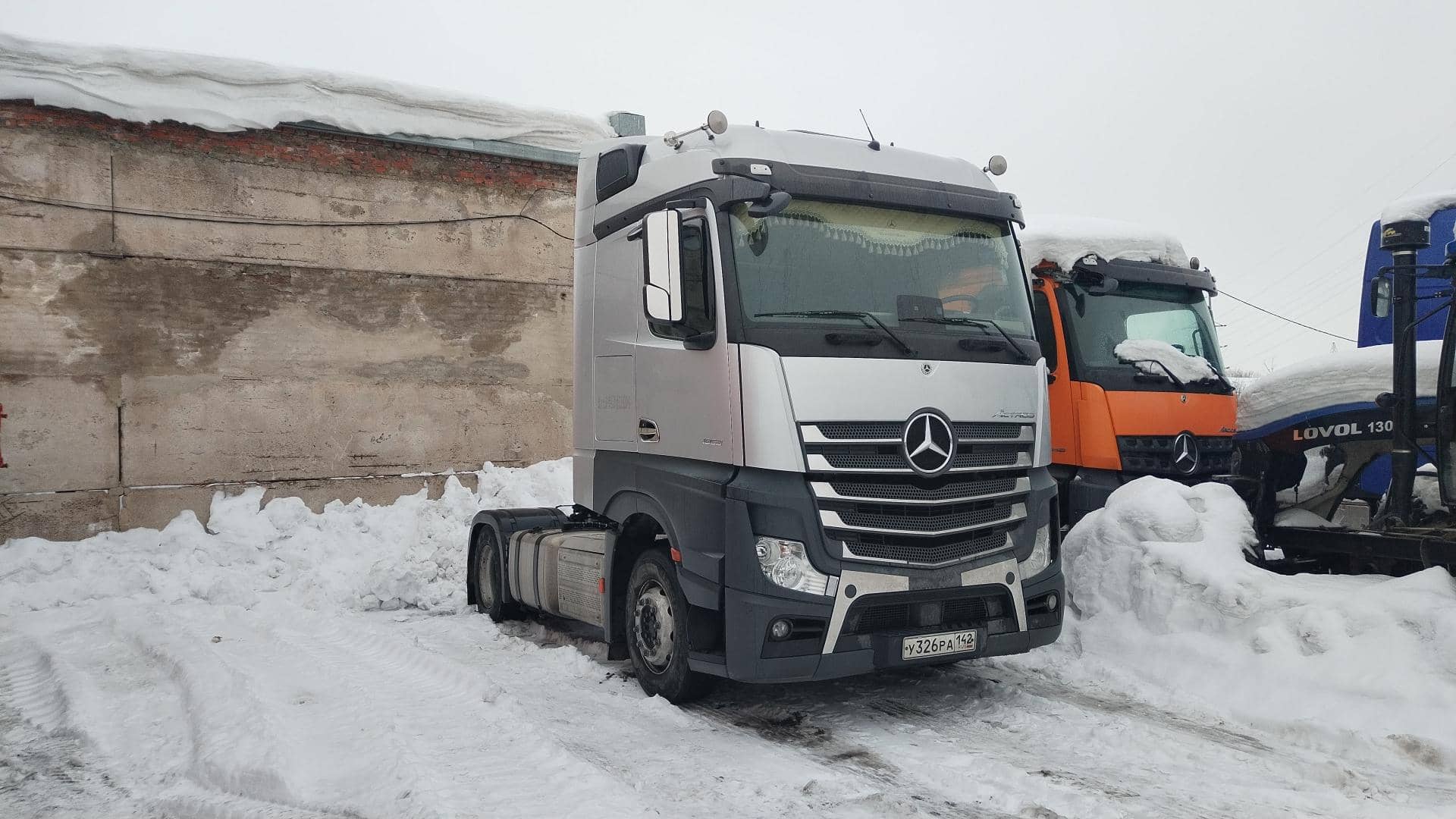 Mercedes-Benz Actros 1853,  224 043 км, 2023 года в лизинг