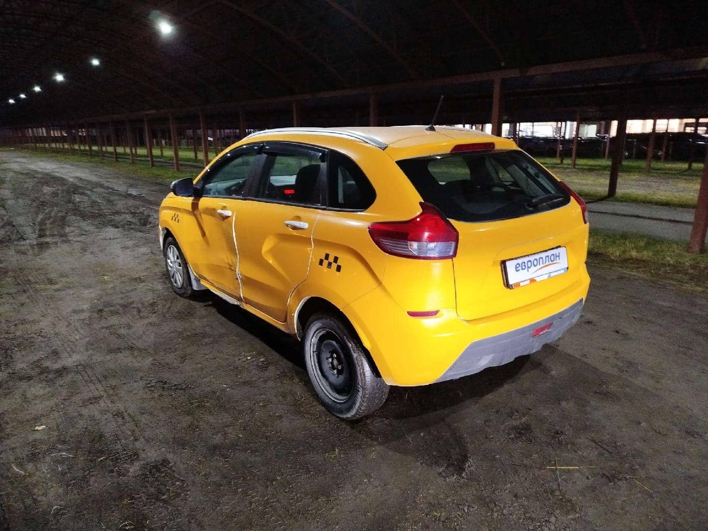 Lada XRAY хэтчбек,  98 861 км, 2022 года в лизинг