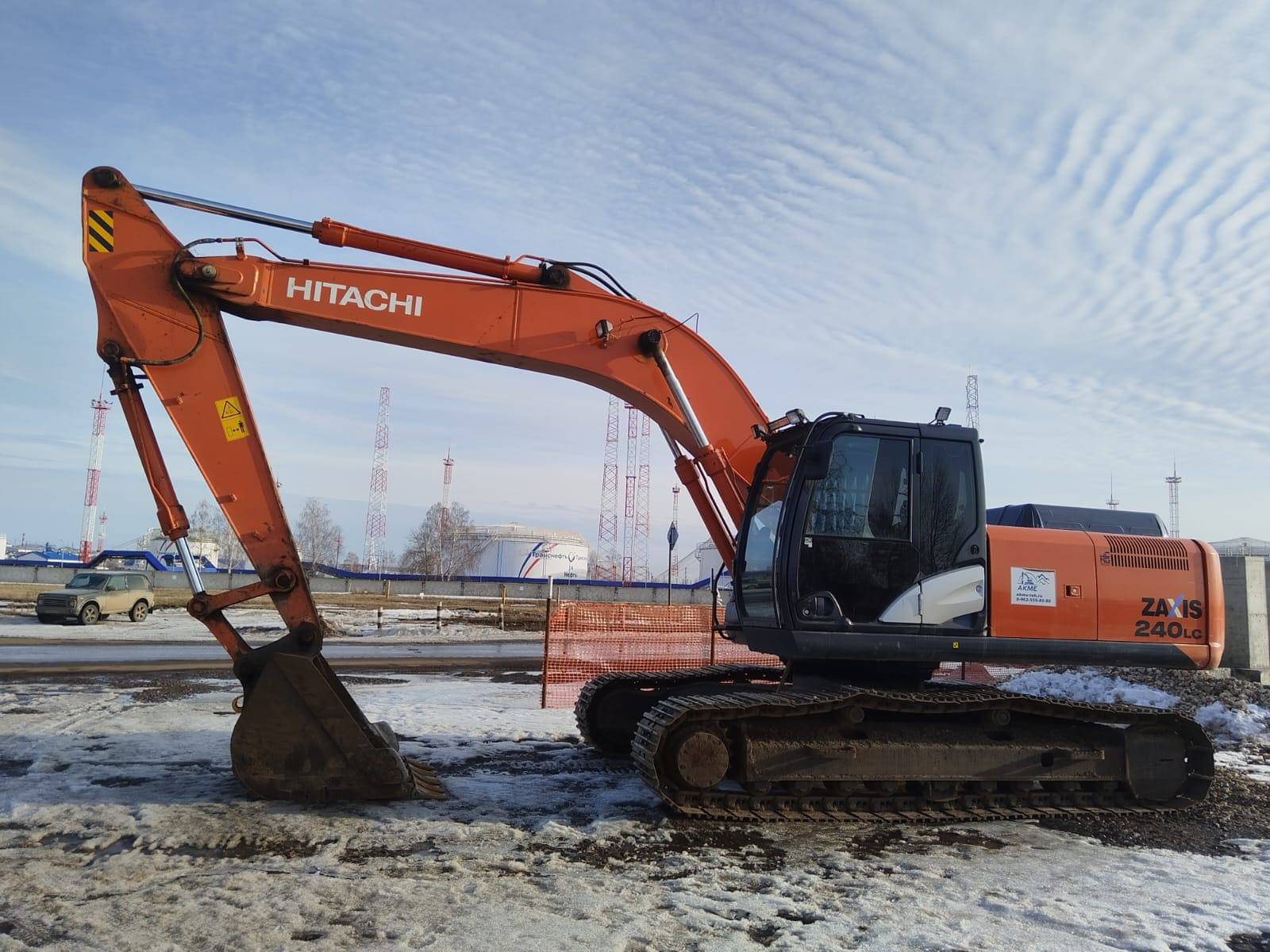 HITACHI ZX240LC-5G Лот 000008800