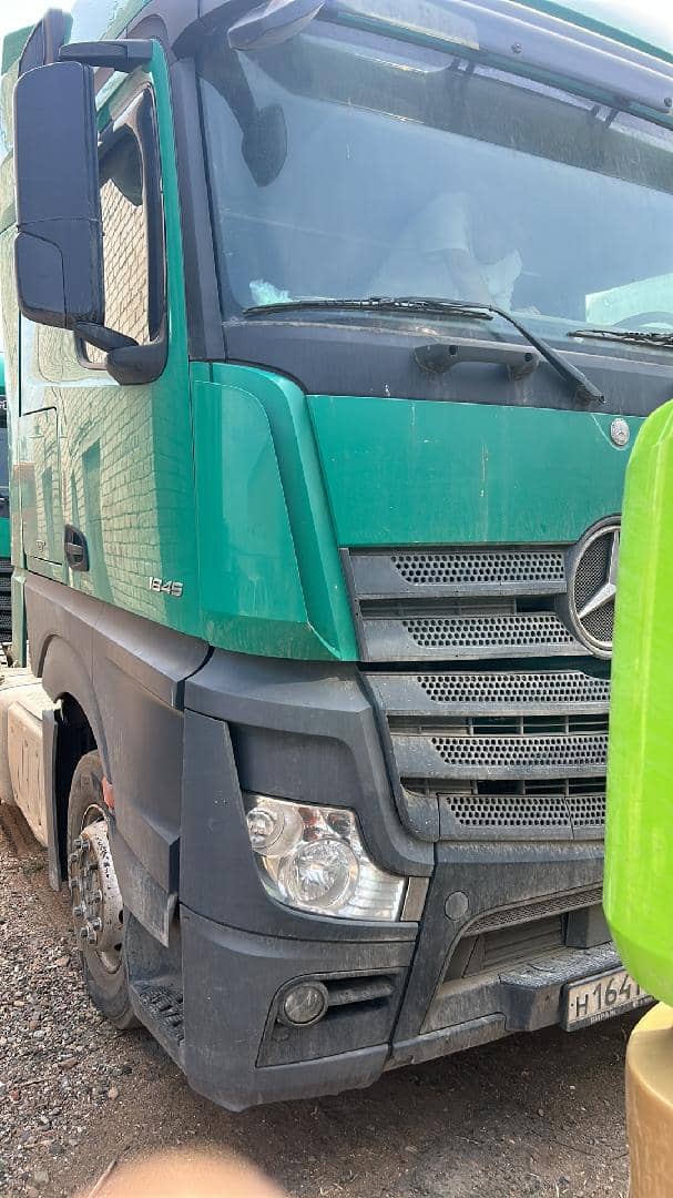 Mercedes-Benz Actros 5 1845 LS 4x2 (BigSpace),  99 999 км, 2015 года