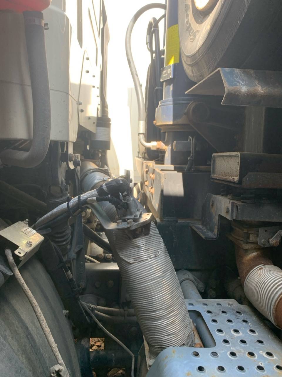 FAW CA3310P66K24T4E5 8х4,  35 364 км, 2023 года