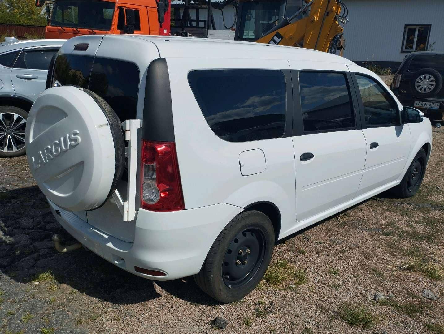 Lada Largus универсал,  55 000 км, 2024 года в лизинг
