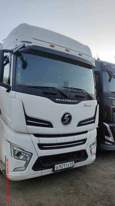 Shacman SX4188YY381