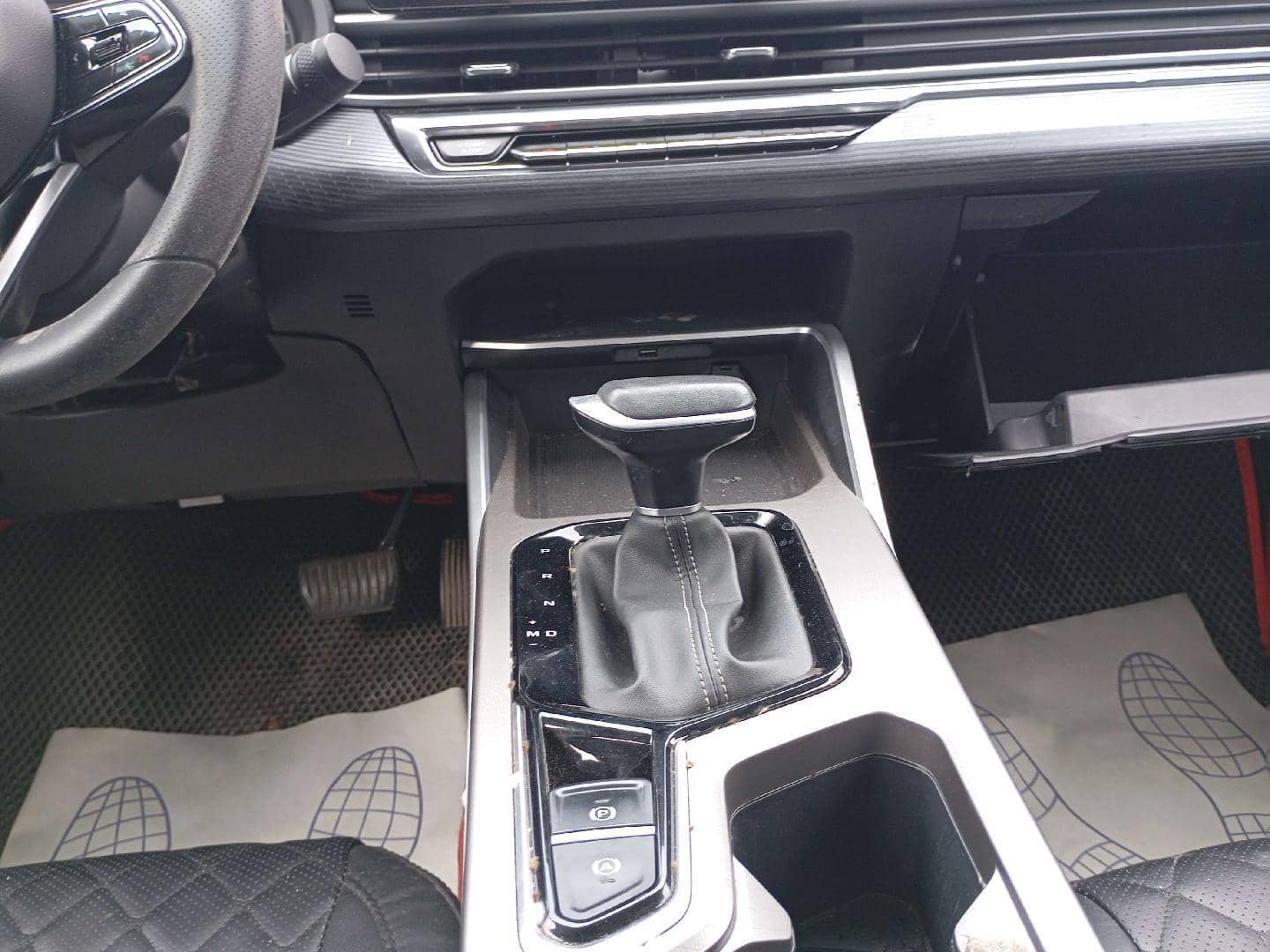 Geely Emgrand,  180 000 км, 2023 года в лизинг