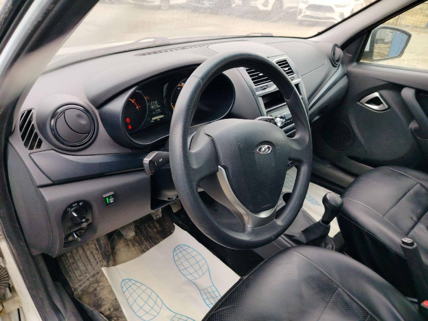 Lada Granta лифтбек,  146 478 км, 2023 года в лизинг