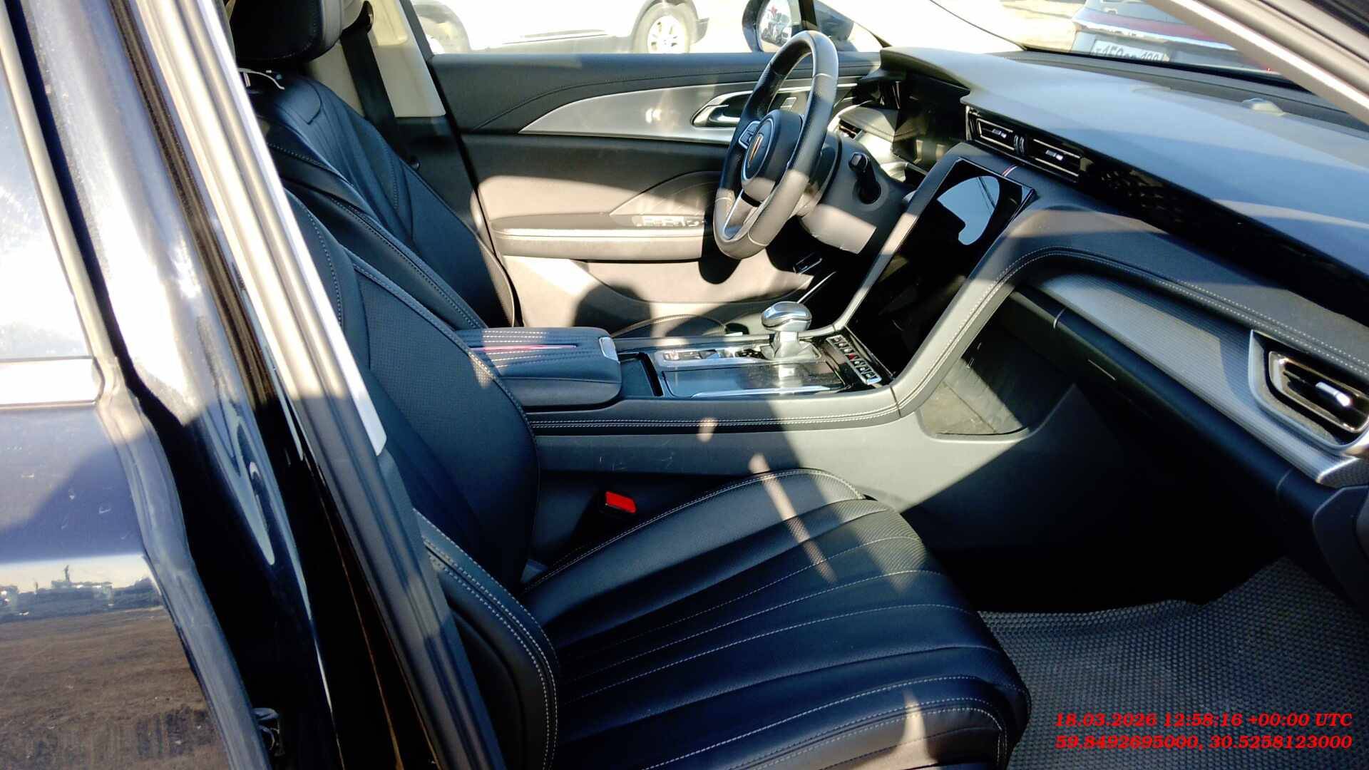 Hongqi H5,  117 341 км, 2024 года в лизинг