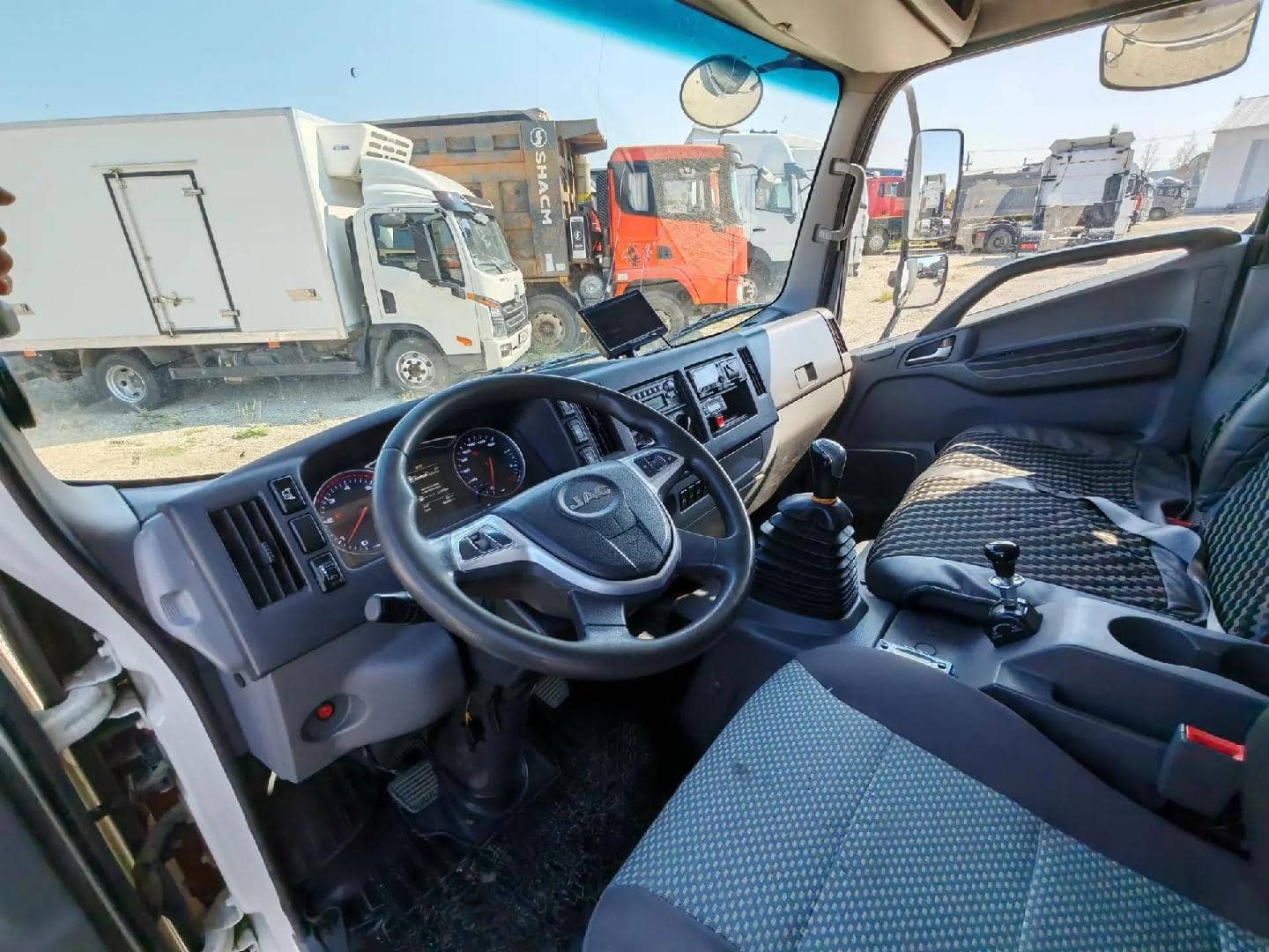 JAC N 120,  263 664 км, 2023 года в лизинг