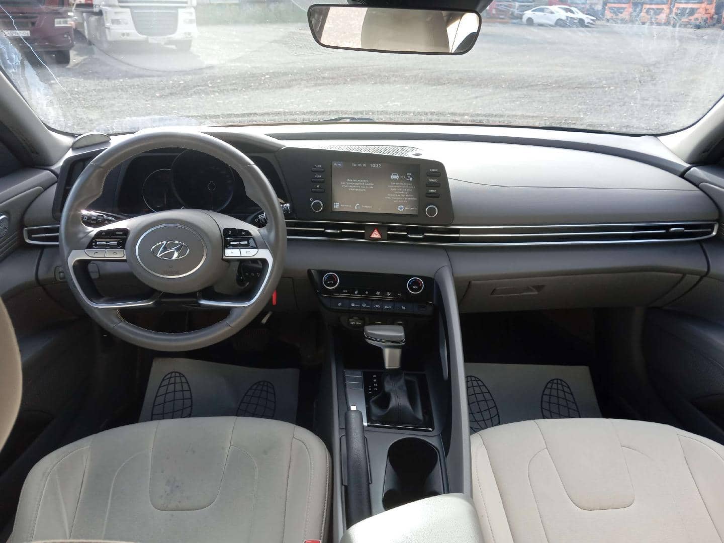 Hyundai Elantra,  83 704 км, 2022 года в лизинг