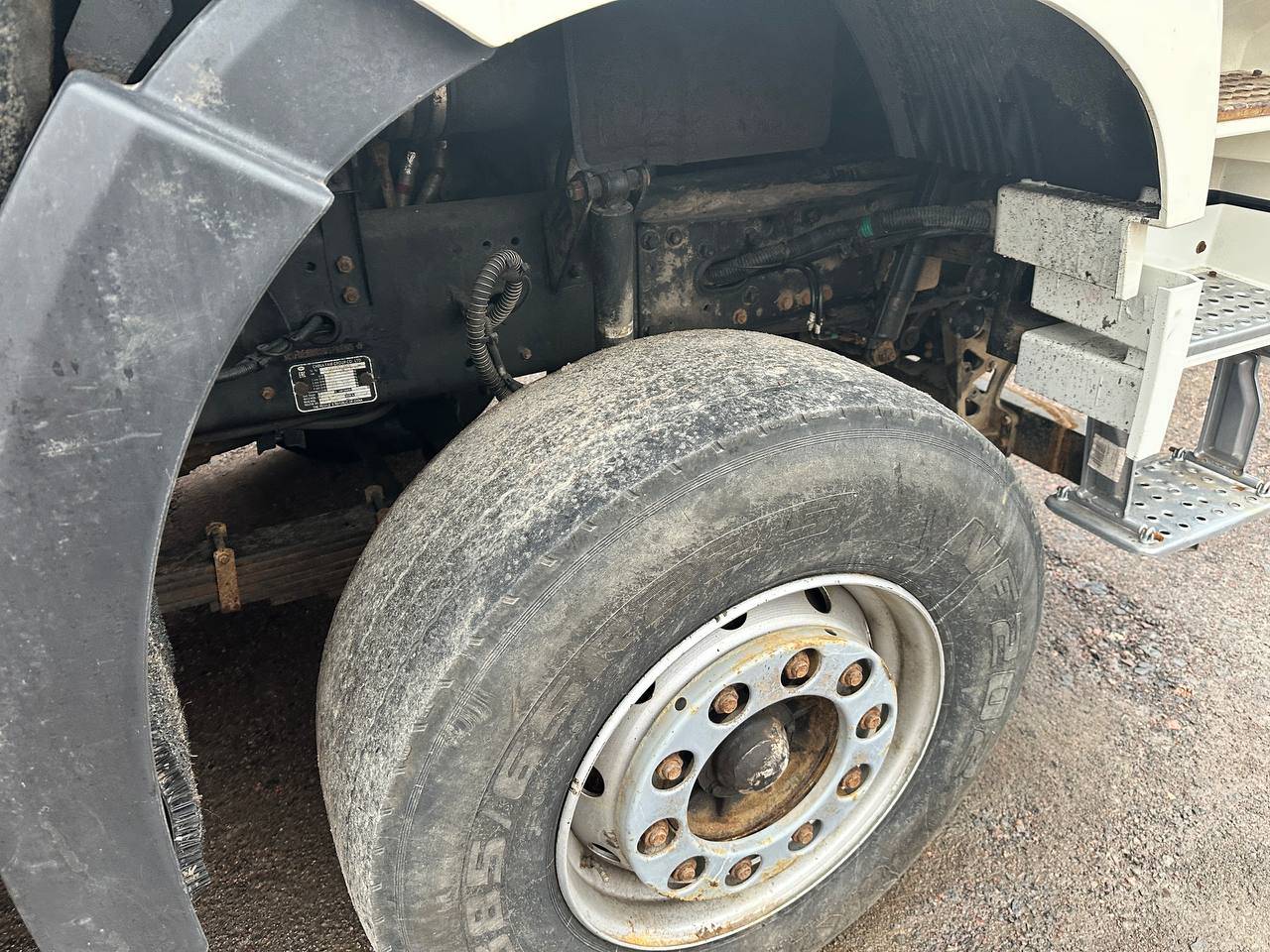 FAW CA3311P66K24T4E5 8х4,  71 643 км, 2023 года в лизинг