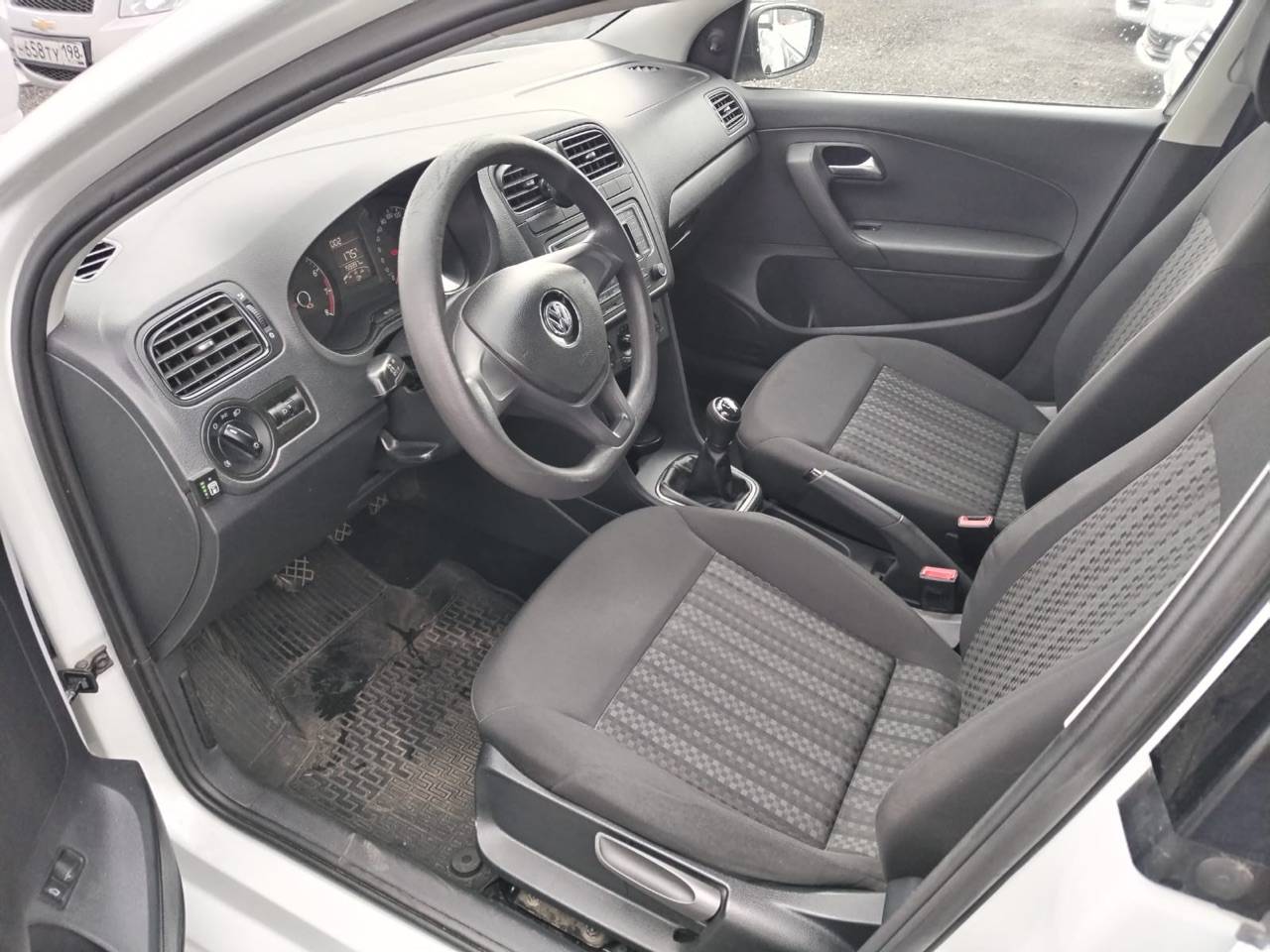 Volkswagen Polo,  159 397 км, 2019 года в лизинг