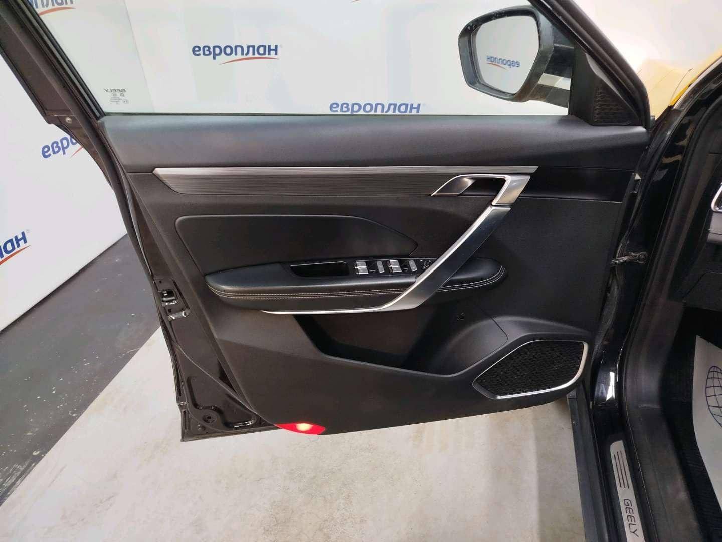 Geely Atlas Pro,  232 768 км, 2023 года в лизинг