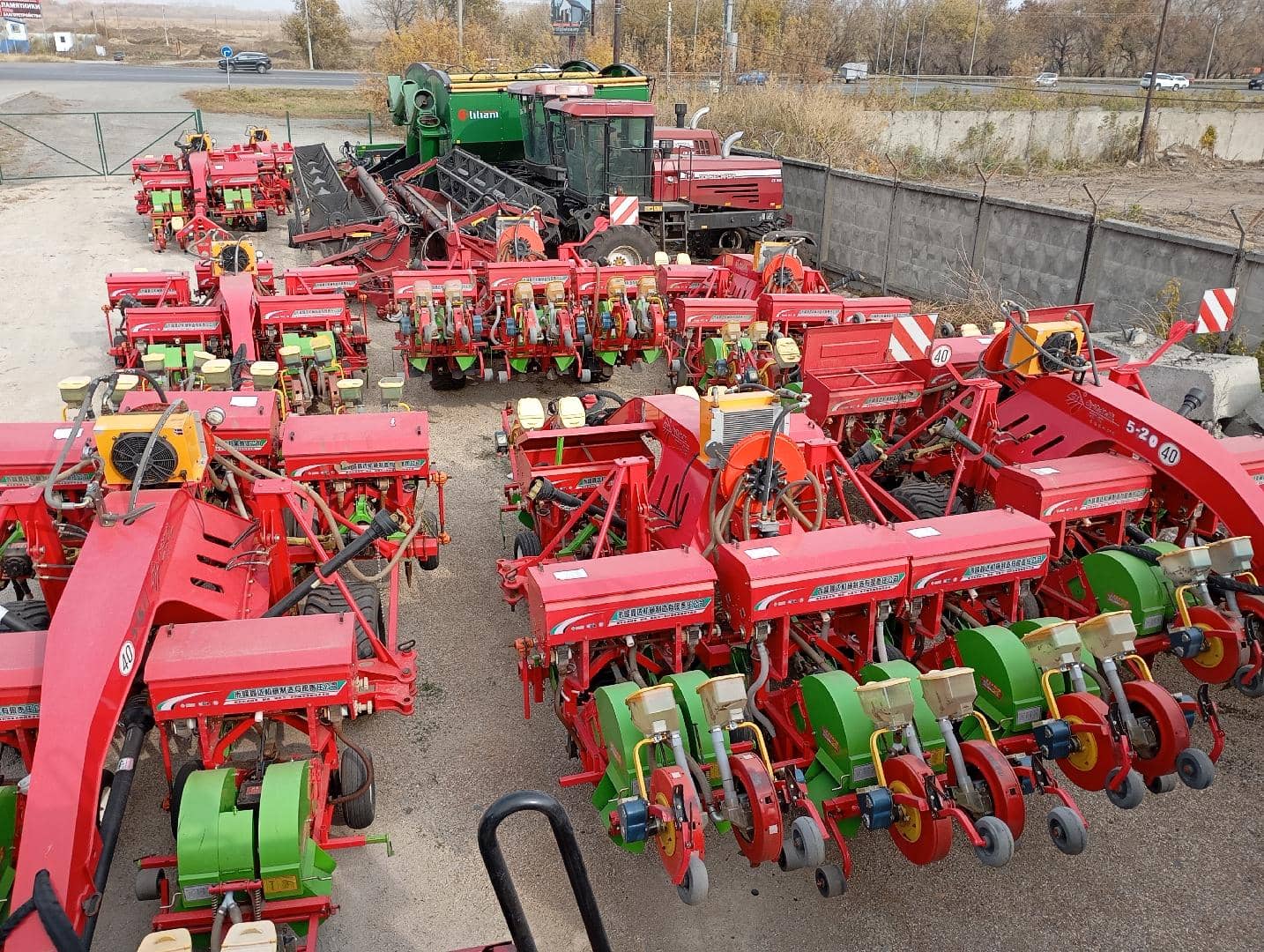 Jilin Kangda Agricultural Machinery 2BXF-27 Многофункциональная рядовая сеялка для посева и внесения удобрений,  1 км, 2022 года в лизинг