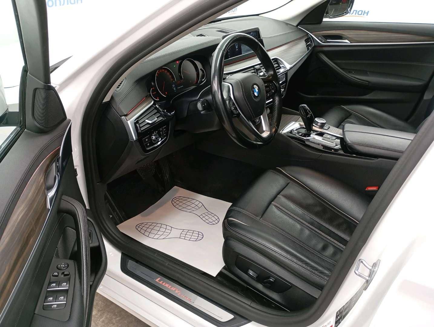 BMW 5 серия,  159 732 км, 2019 года в лизинг