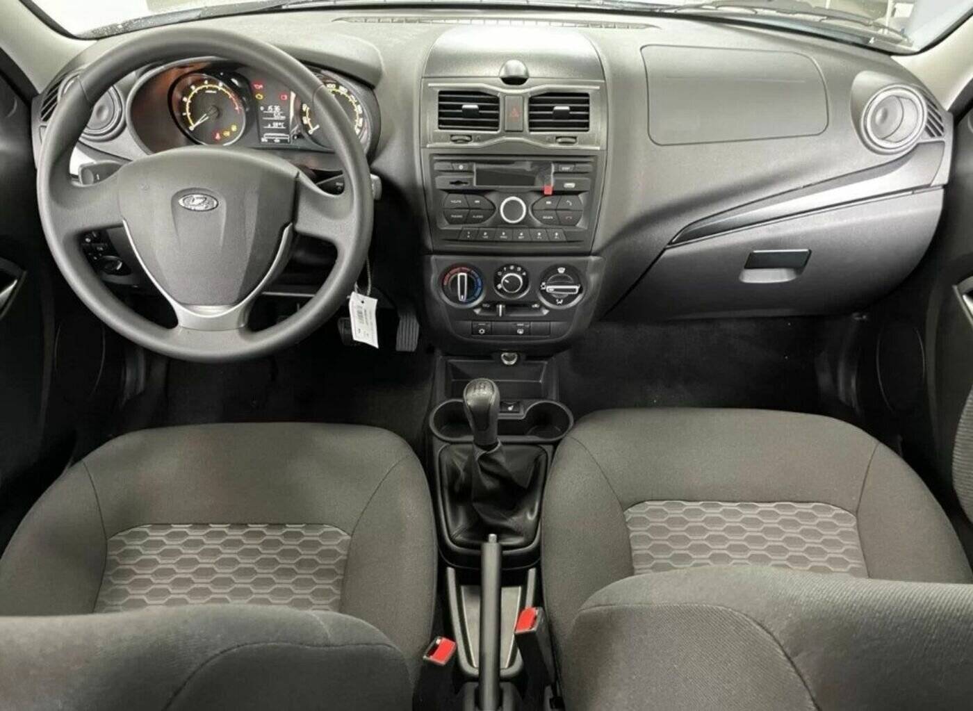 Lada Granta седан Comfort 1.6 90hp 5MT