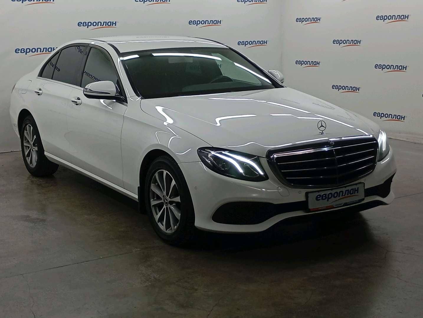 Mercedes-Benz E седан,  177 231 км, 2019 года в лизинг