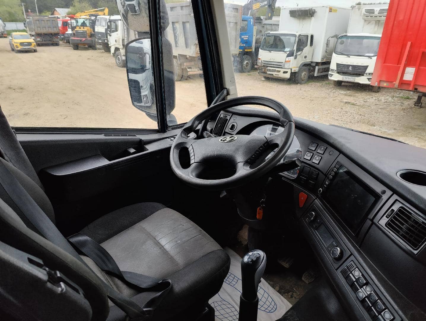 HONGYAN CQ4256HTVG334,  219 000 км, 2022 года в лизинг