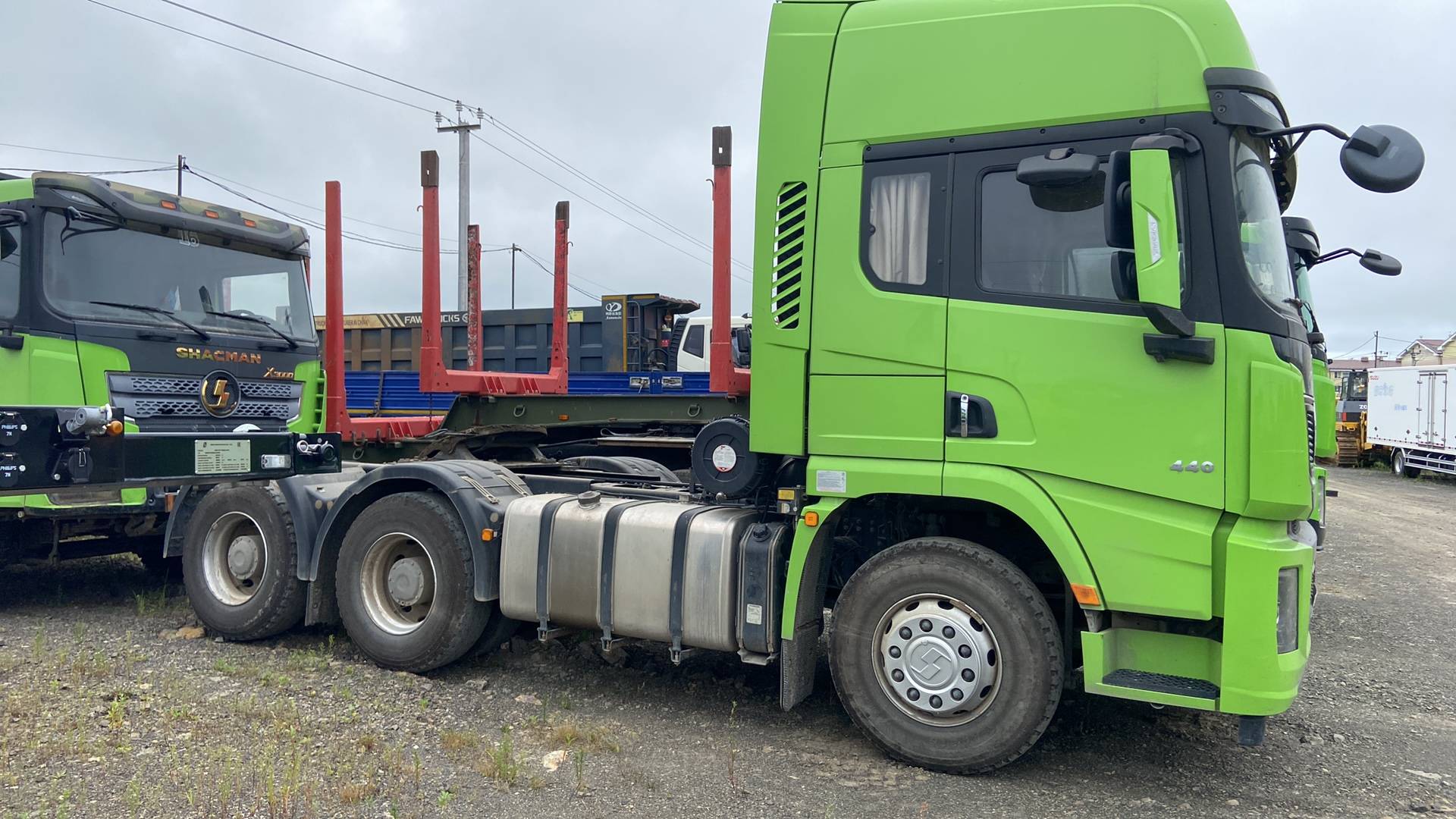 Shacman SX42584V324,  158 272 км, 2023 года в лизинг