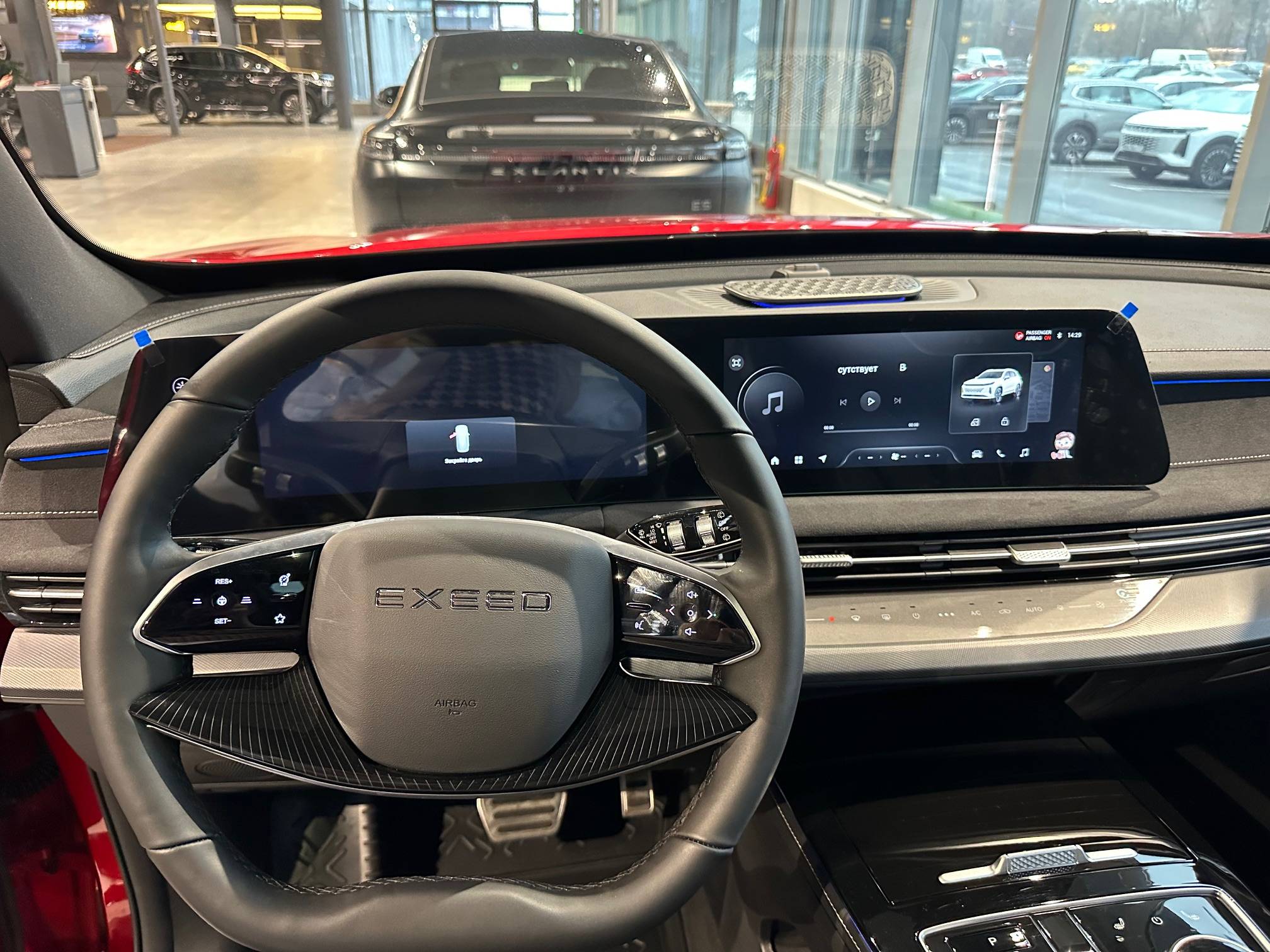 EXEED LX Premium 1.6T 7DCT 4WD