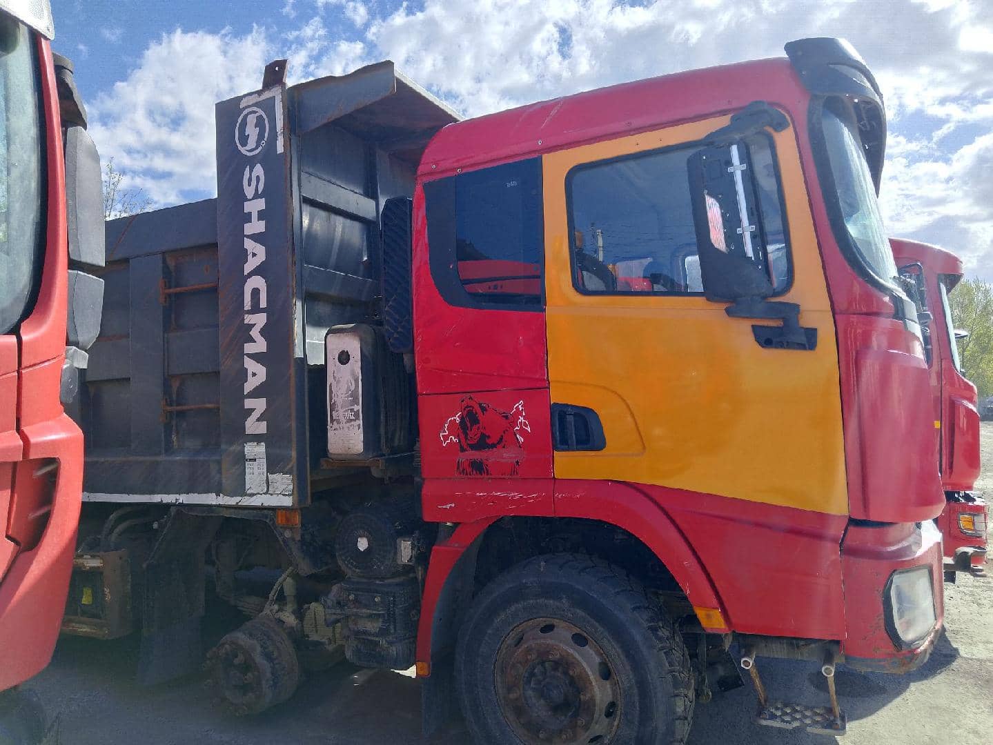 Shacman SX33186T366C,  180 000 км, 2021 года