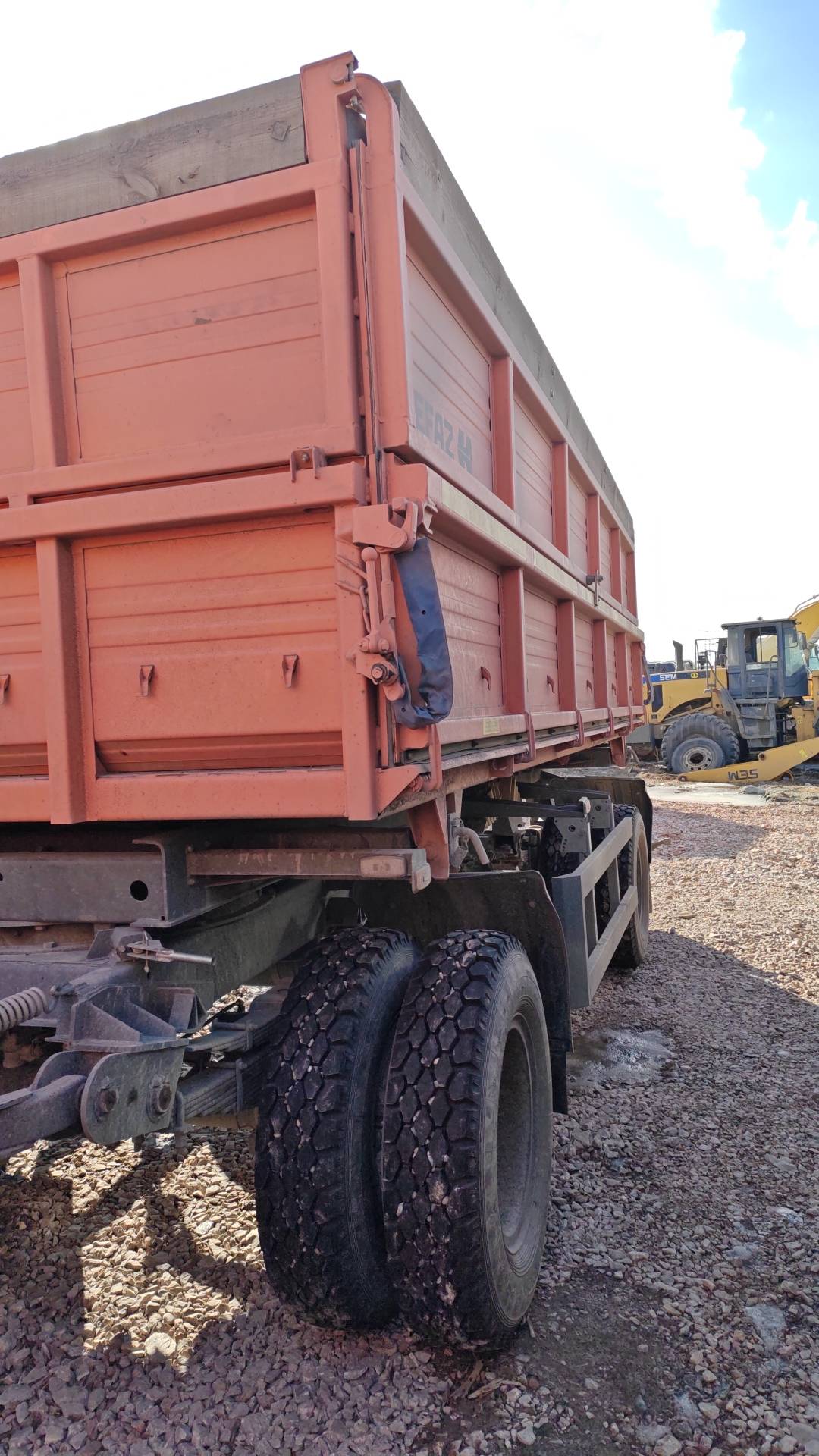 НЕФАЗ Самосвальный 8560