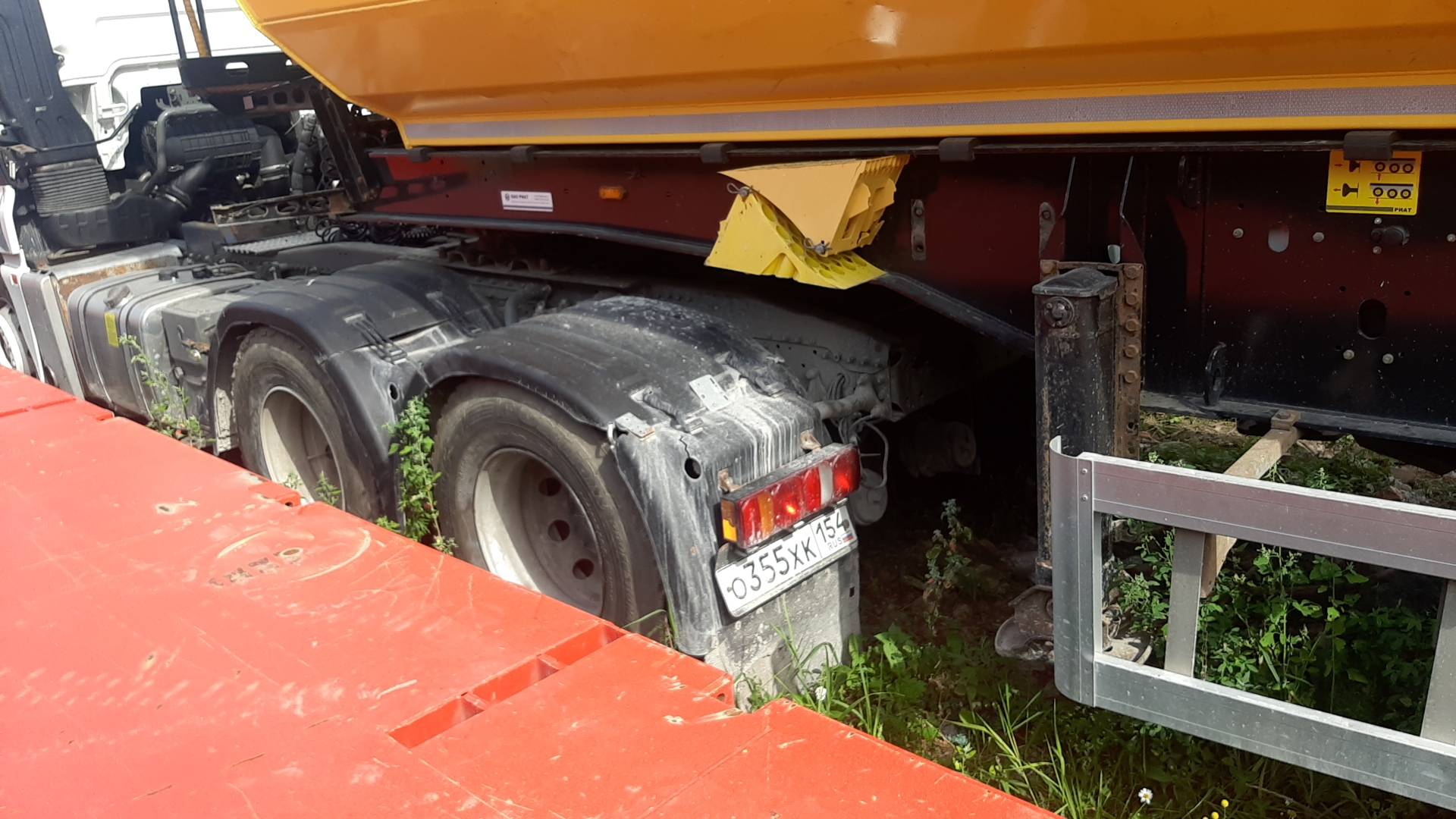 Sitrak С7Н 6×4 ZZ4256V364HE,  287 821 км, 2023 года в лизинг
