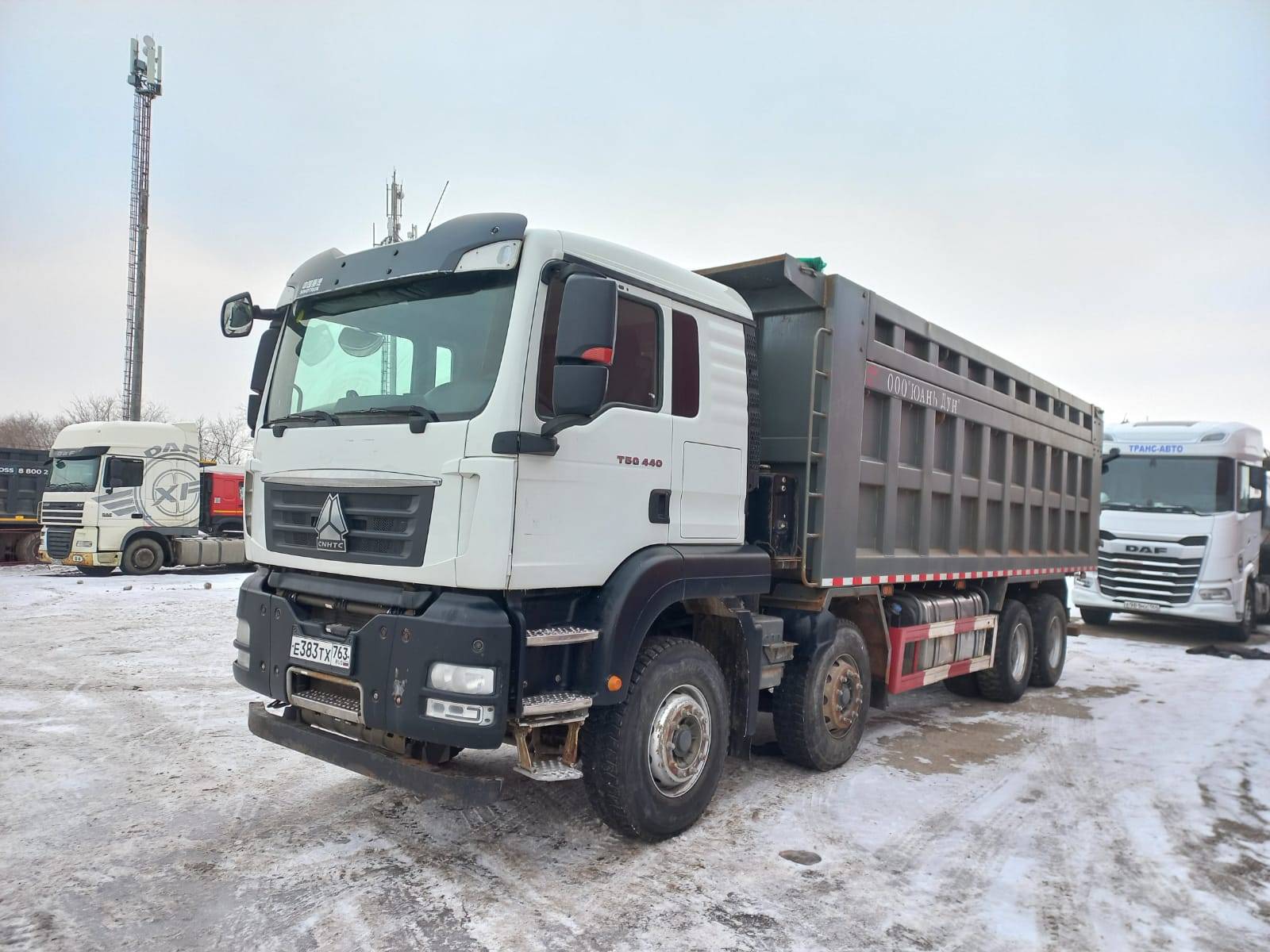 HOWO ZZ3317V386GE1 8х4
