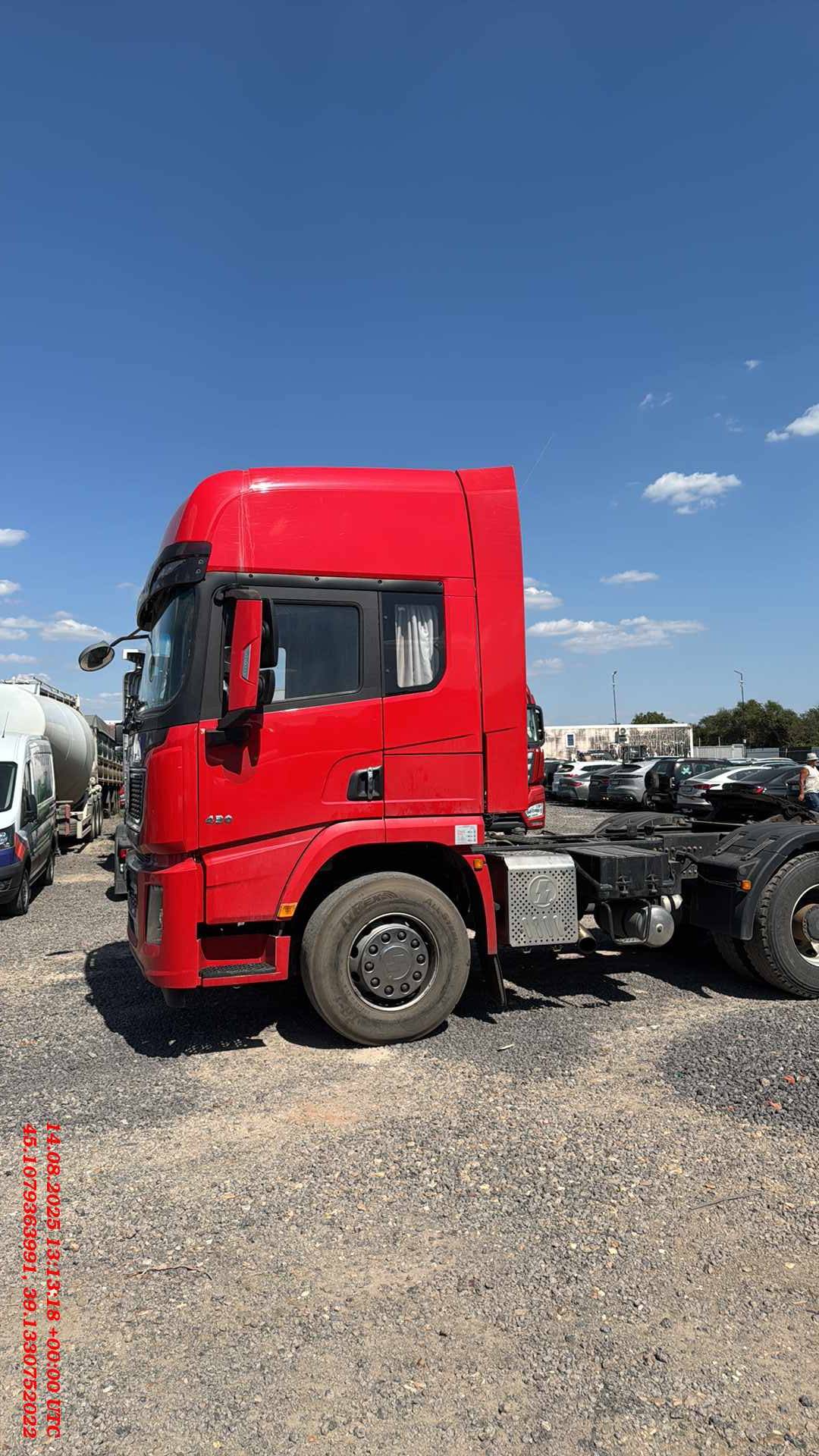 Shacman SX42584V324,  171 837 км, 2023 года в лизинг