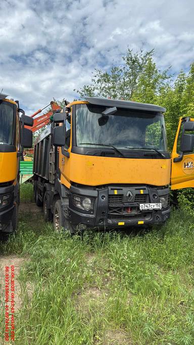 Renault К 440 8X4 (Day cab)