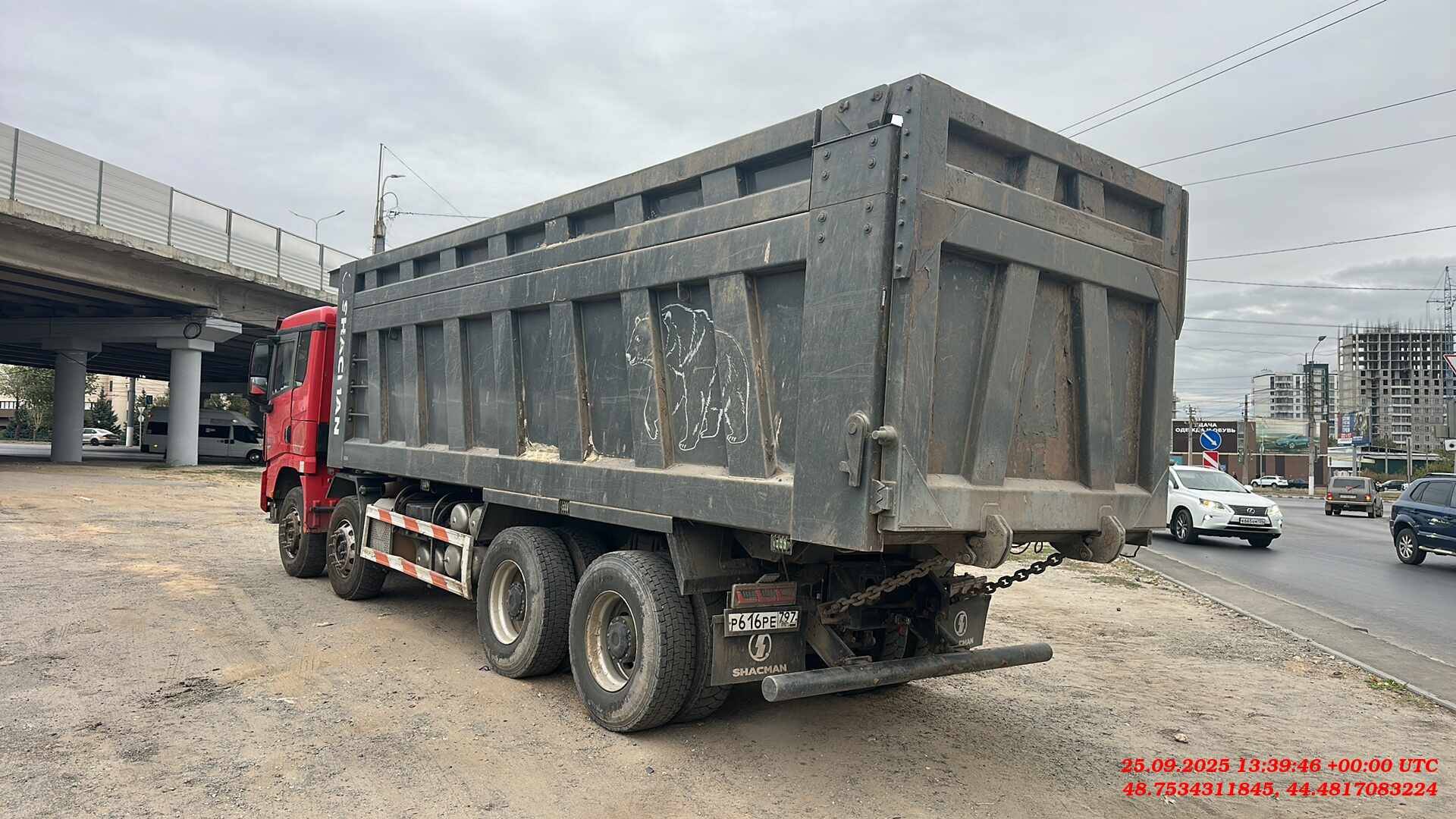 Shacman SX331863366,  183 766 км, 2023 года в лизинг