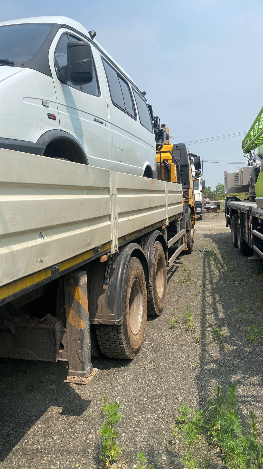 FAW CA3250P66K24T1E5 6х4,  12 610 км, 2024 года в лизинг