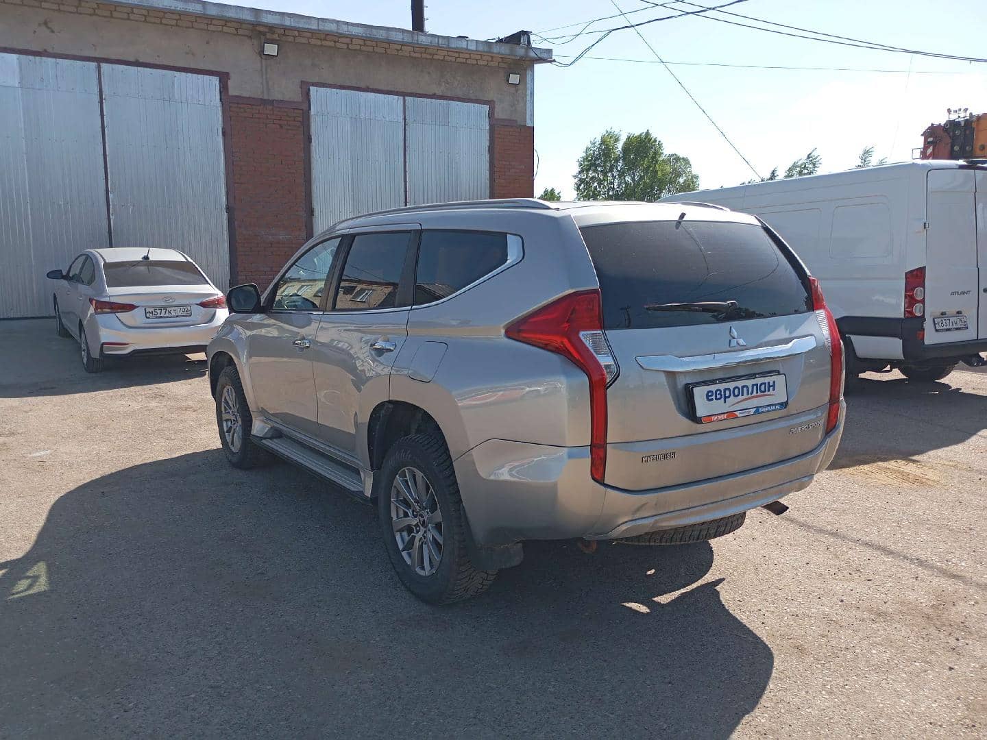 Mitsubishi Pajero Sport,  91 887 км, 2017 года в лизинг
