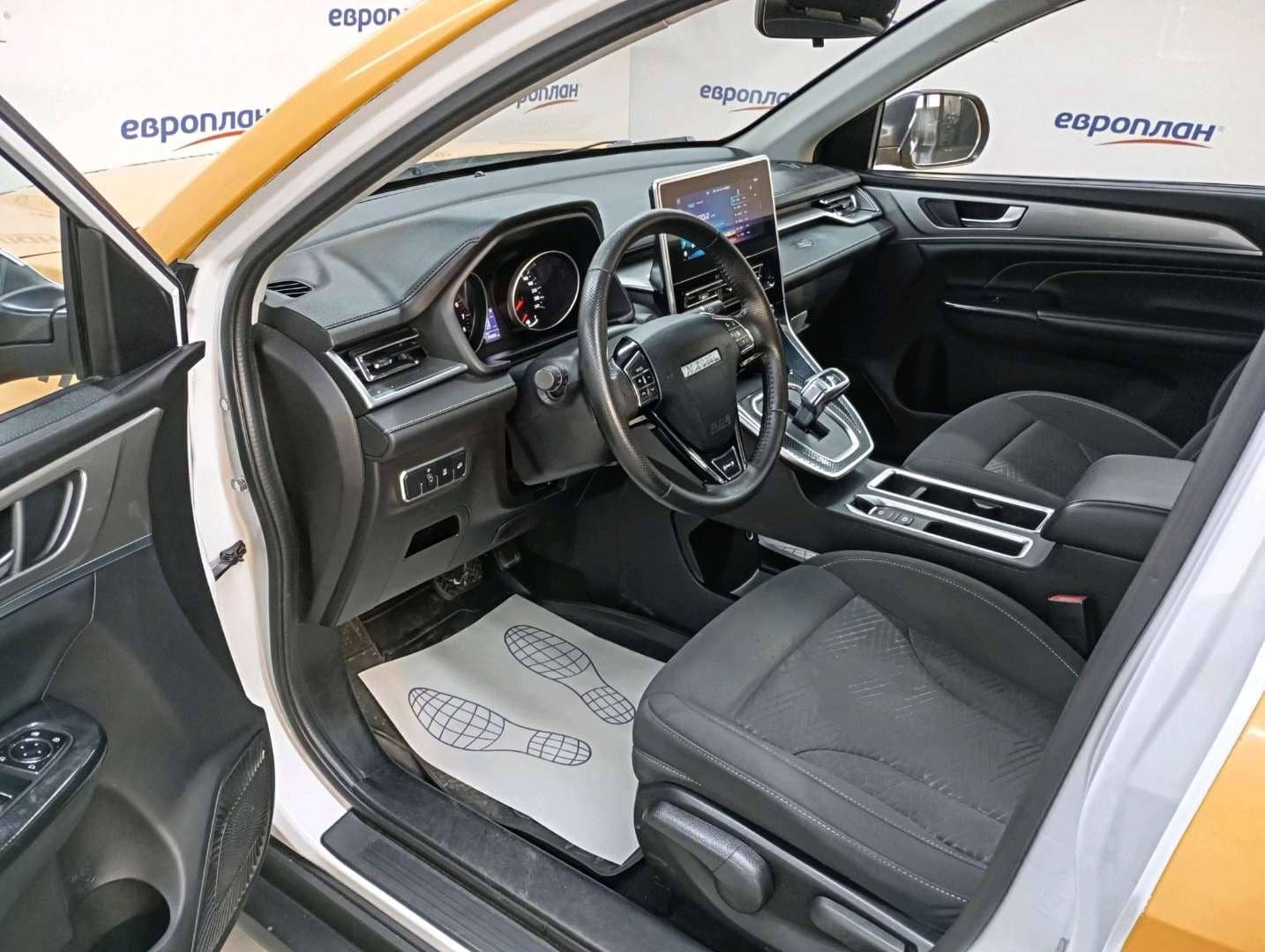 Haval M6,  200 897 км, 2023 года в лизинг