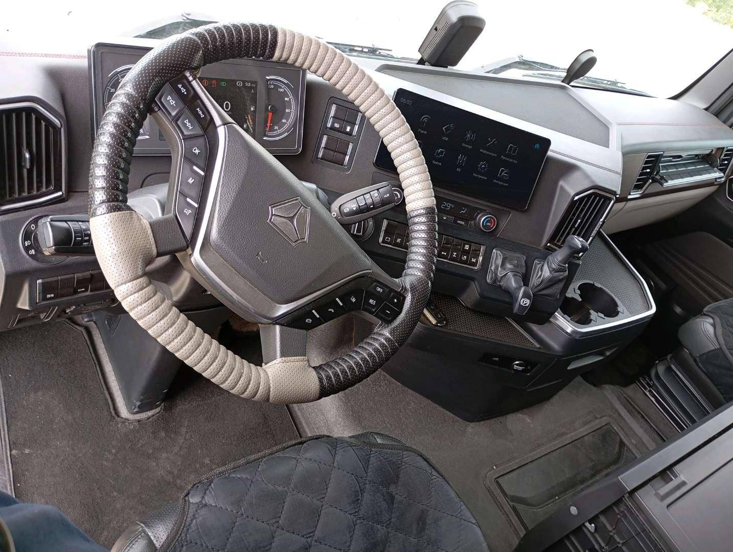 Sitrak С7Н MAX 6×4 ZZ4256V364HE,  258 210 км, 2023 года в лизинг