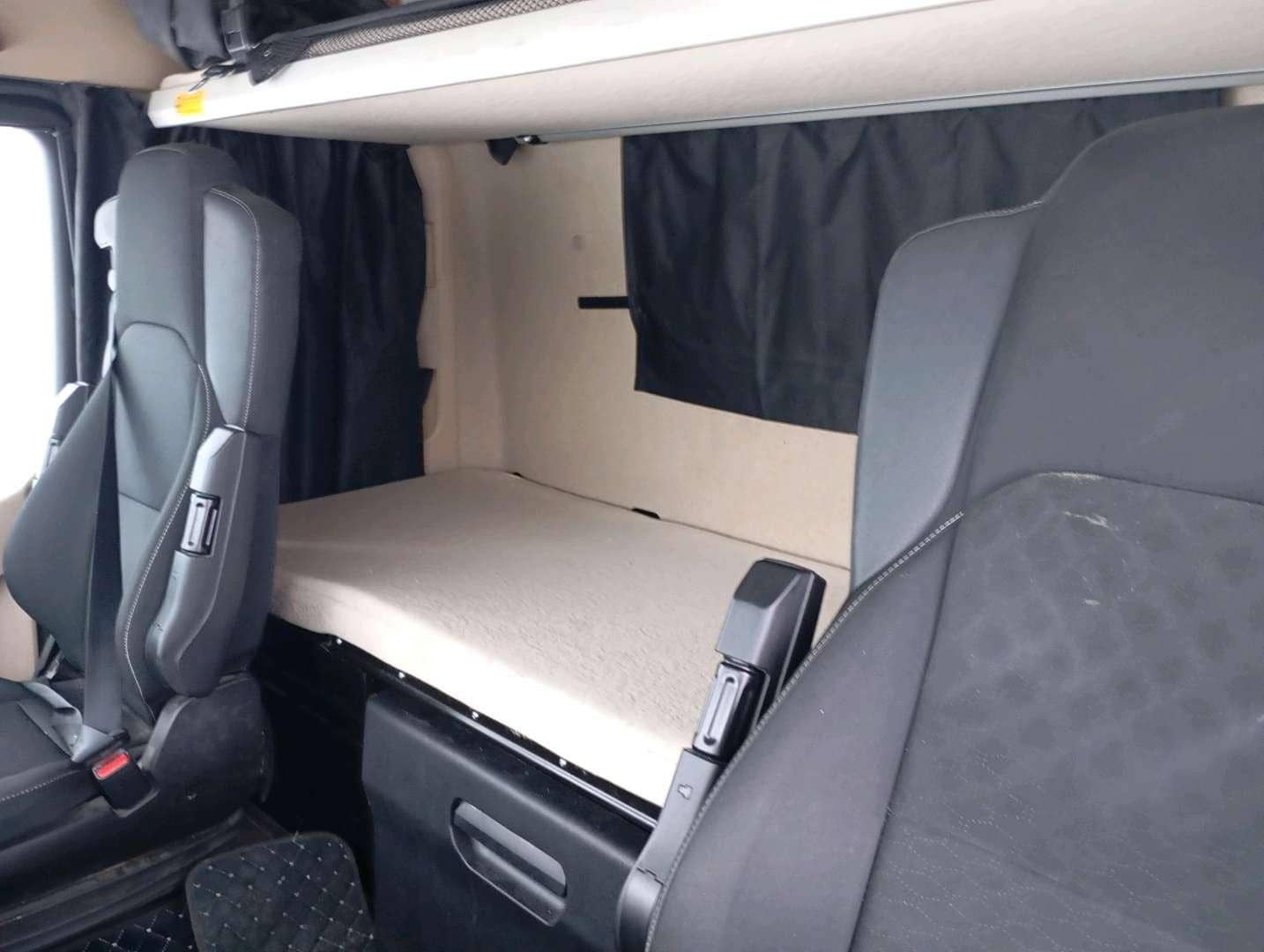 Mercedes-Benz Actros 1848 LS,  162 453 км, 2023 года в лизинг
