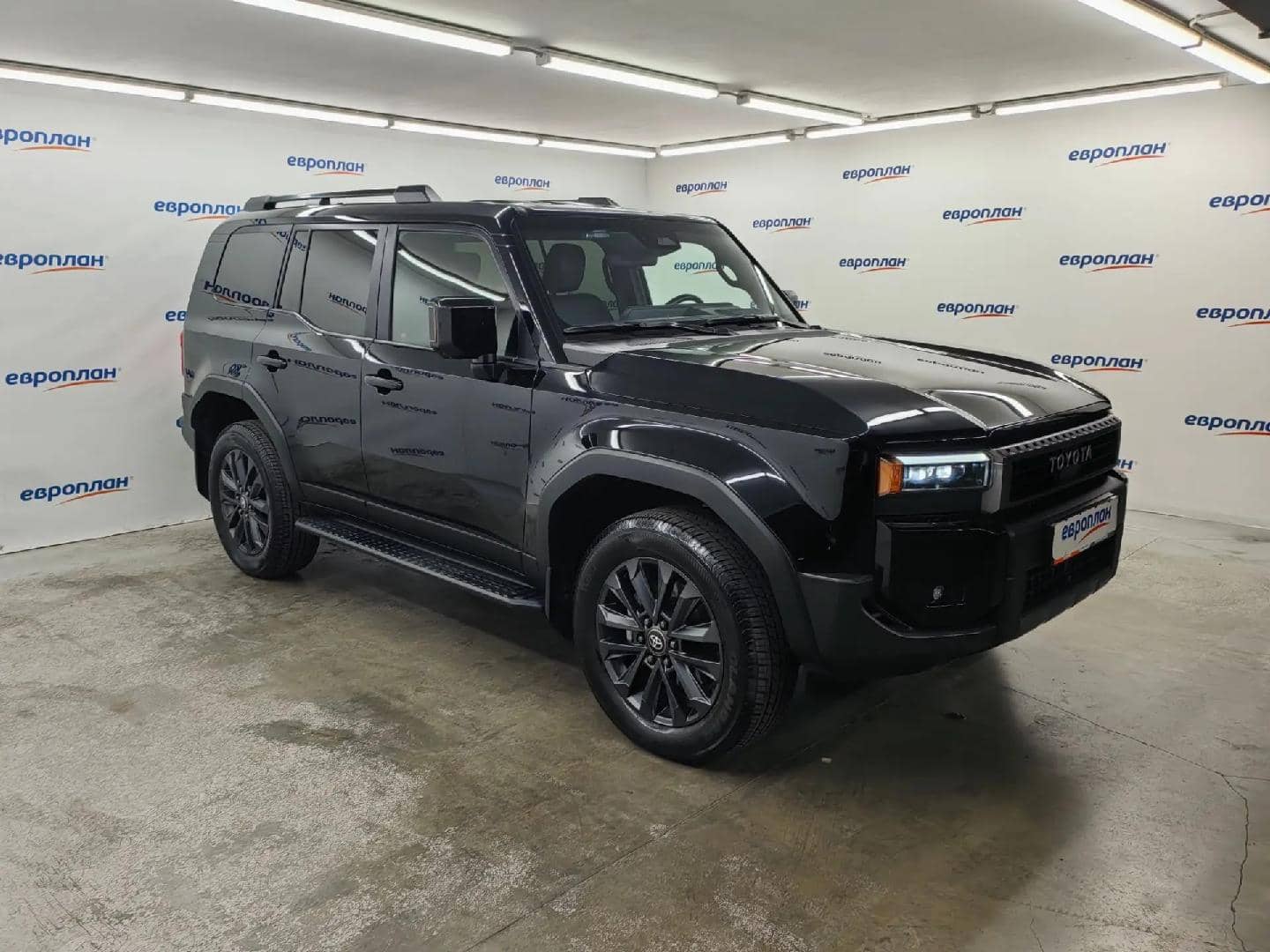 Toyota Land Cruiser Prado,  27 076 км, 2024 года в лизинг
