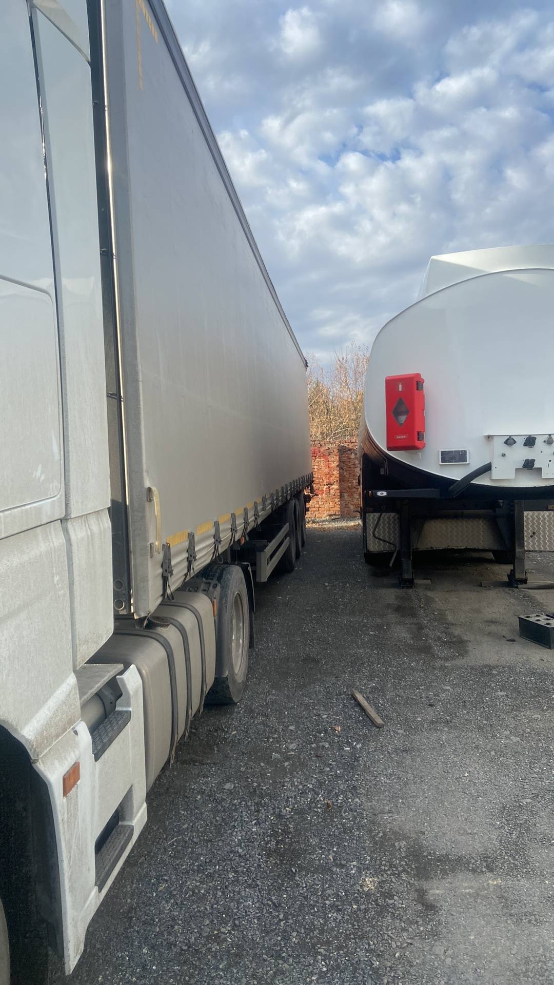 Тонар 9888 Шторно-бортовой