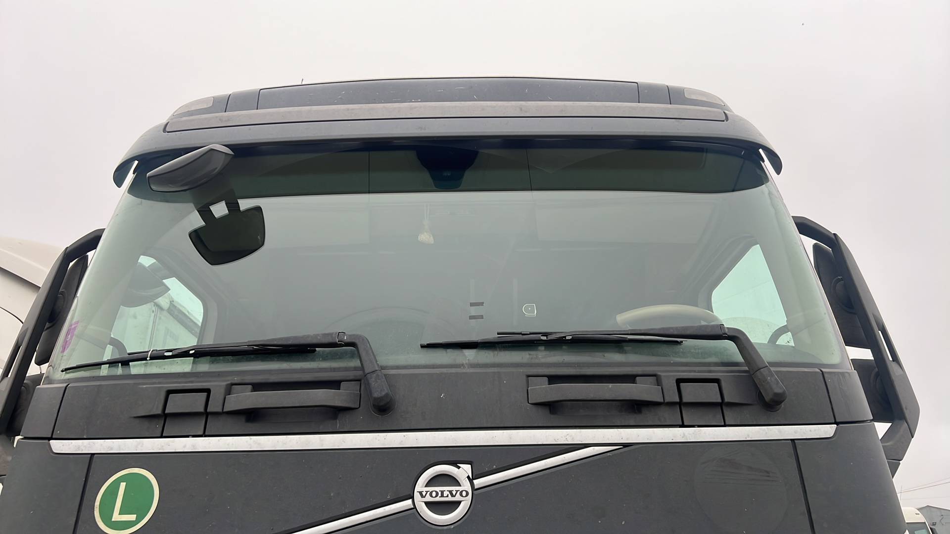 Volvo FH 460 4x2 (FH Globetrotter),  412 619 км, 2021 года в лизинг