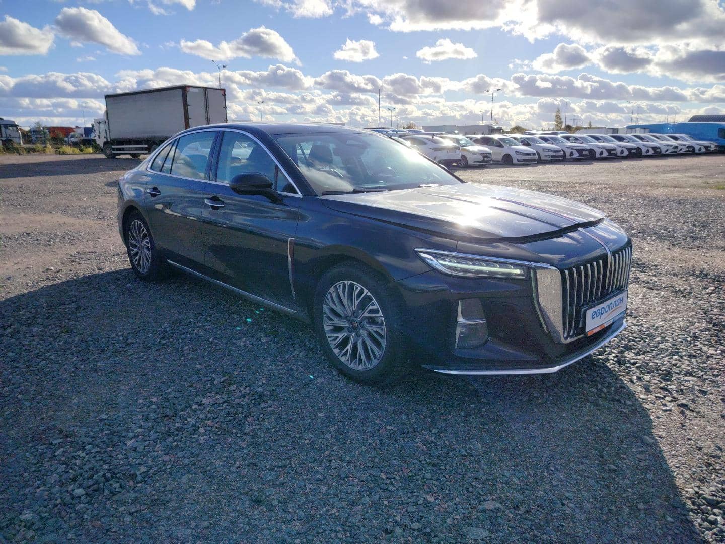 Hongqi H5,  256 010 км, 2024 года в лизинг