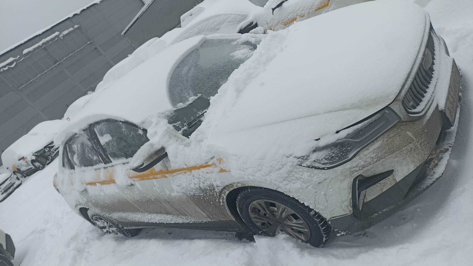 Geely Emgrand,  192 791 км, 2023 года в лизинг