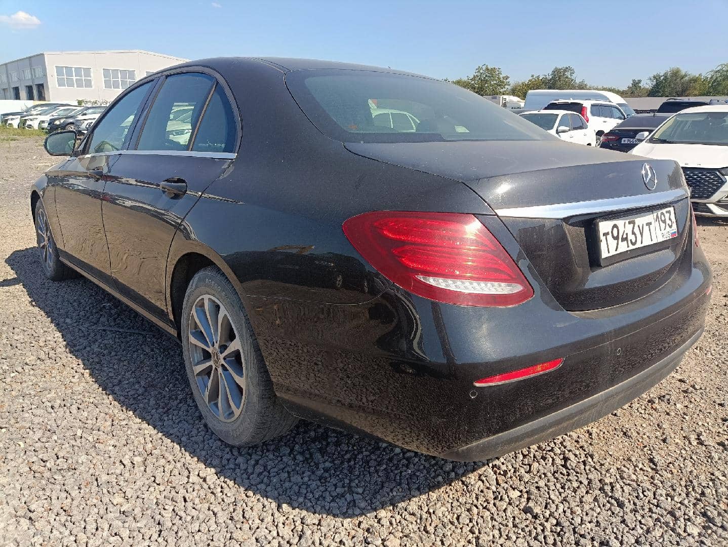 Mercedes-Benz E седан,  206 729 км, 2019 года в лизинг