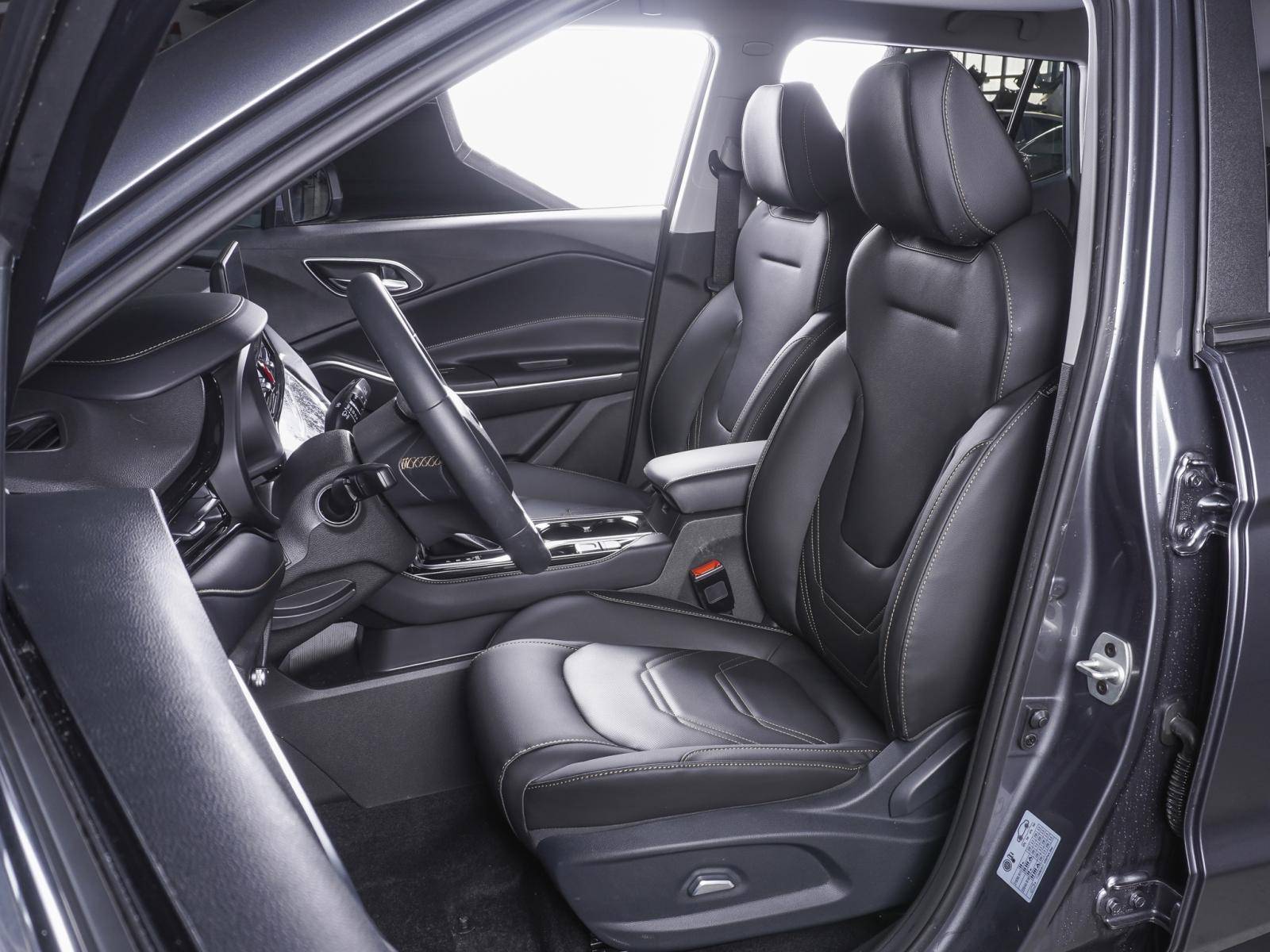 Москвич 3 Комфорт 1.5Т CVT