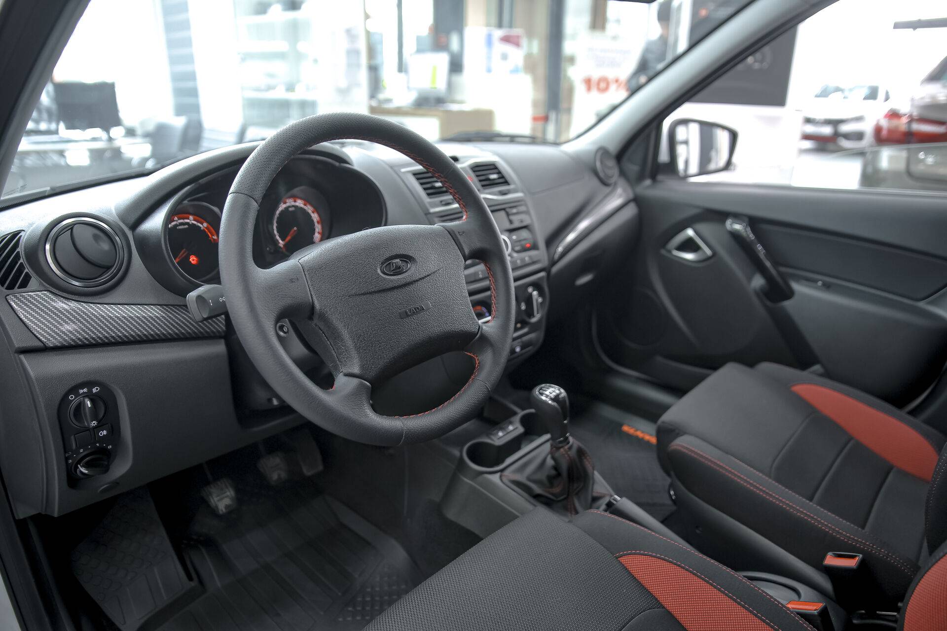Lada Granta Sportline седан Comfort 24 1.6 106hp 5MT