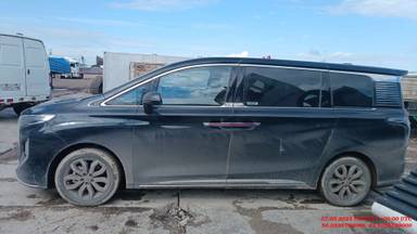 Hongqi HQ9