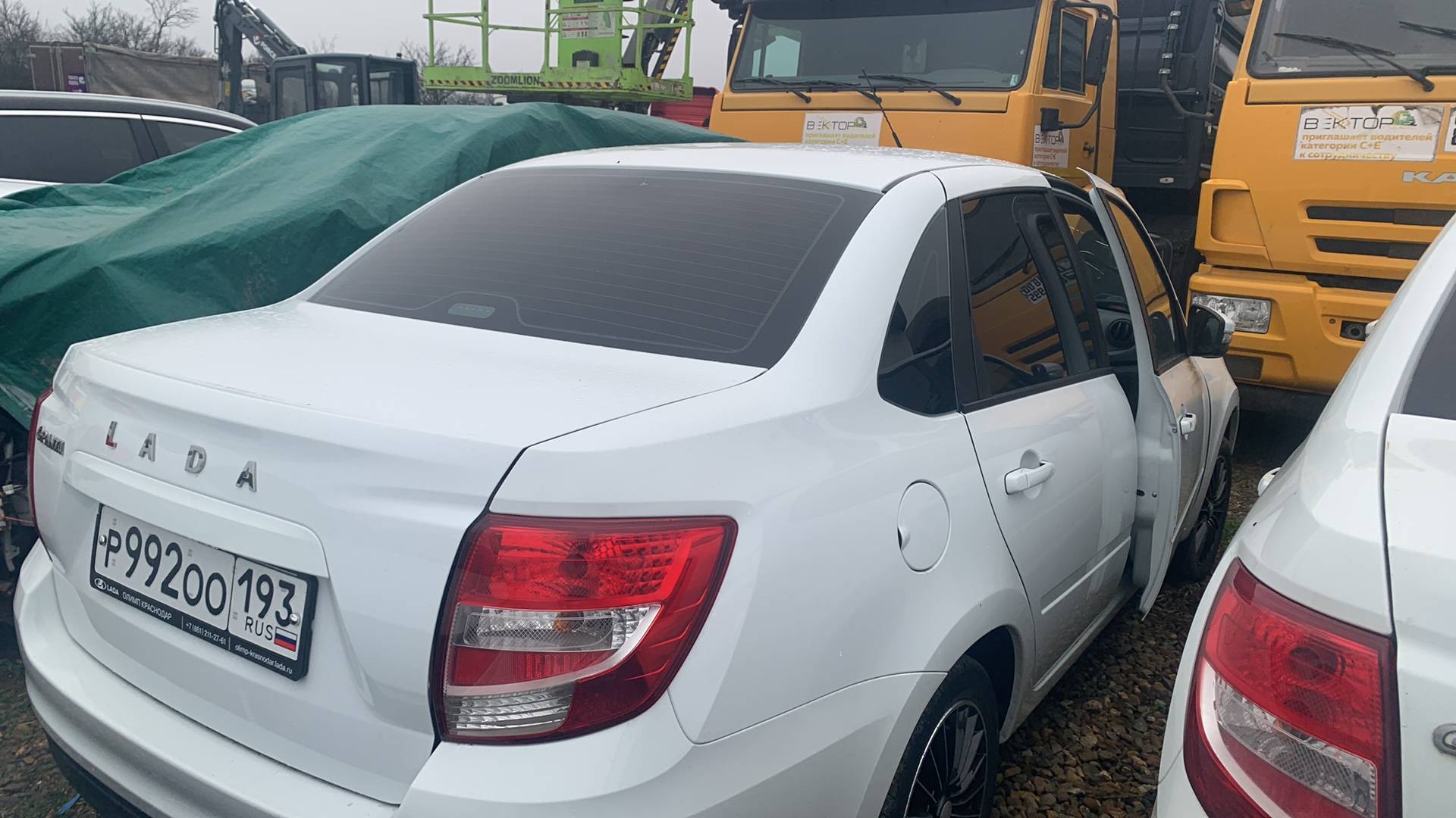 Lada Granta седан,  85 955 км, 2023 года в лизинг