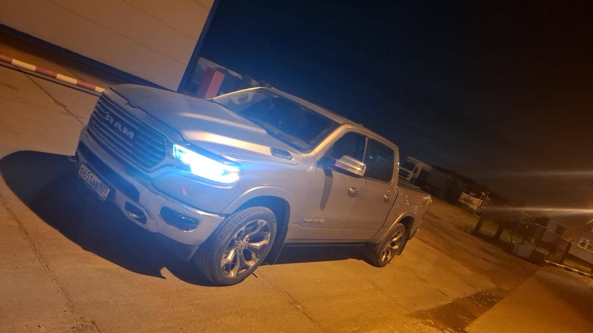 Dodge RAM,  113 005 км, 2022 года в лизинг